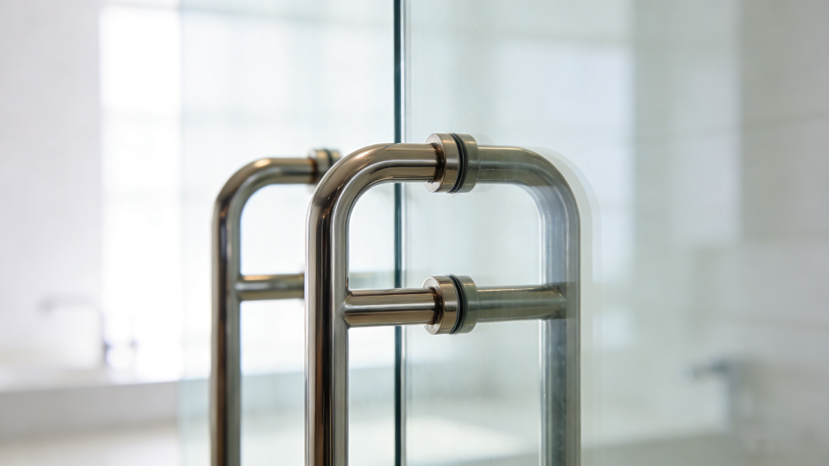 الشركة المصنعة لأجهزة الأبواب الزجاجية