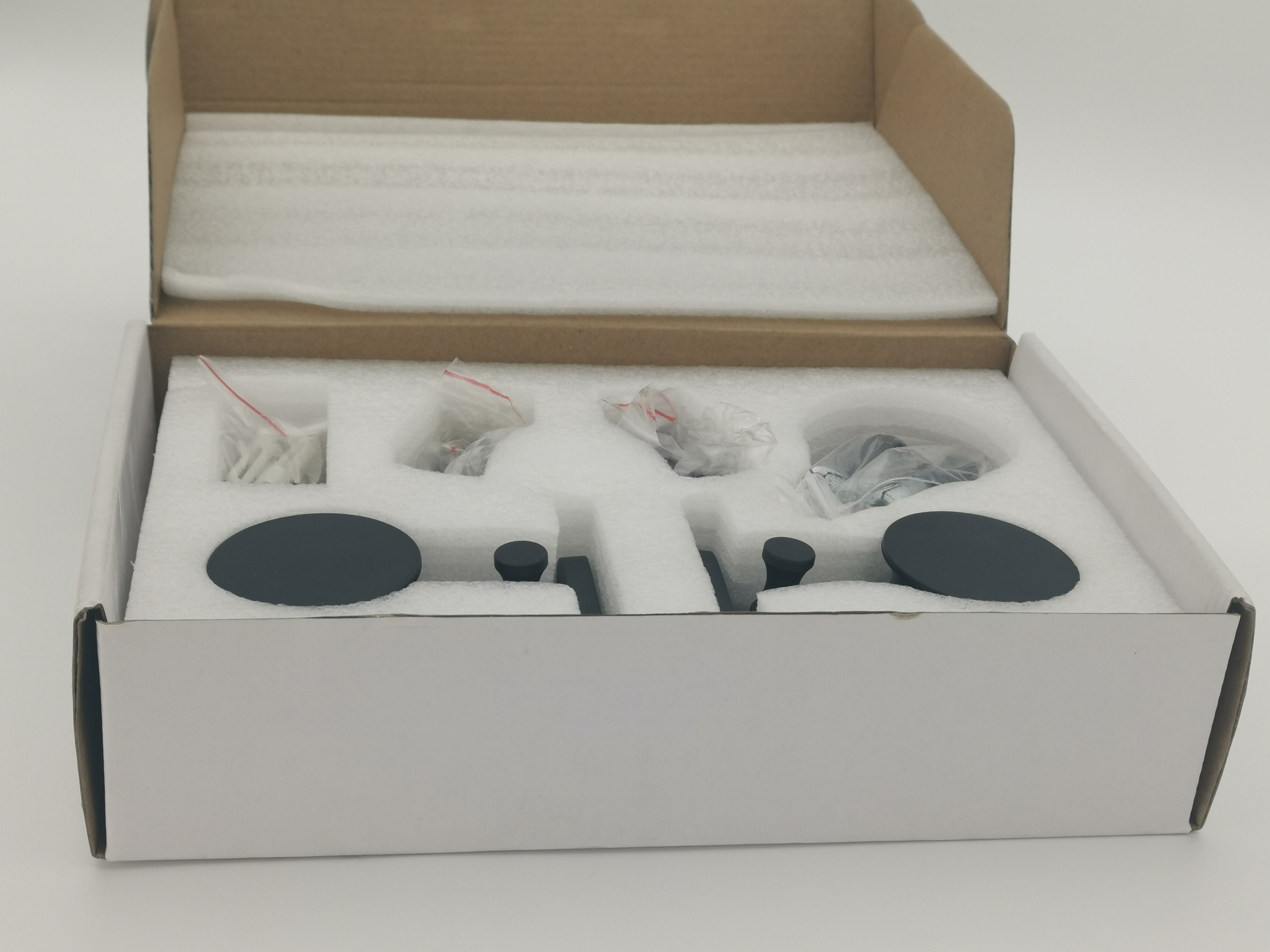 تجهيزات الأبواب المنزلقة المصنوعة من الفولاذ المقاوم للصدأ I103